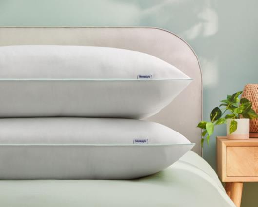 Silentnight Premium Overlocked Anti-Allergy Pillow Pair